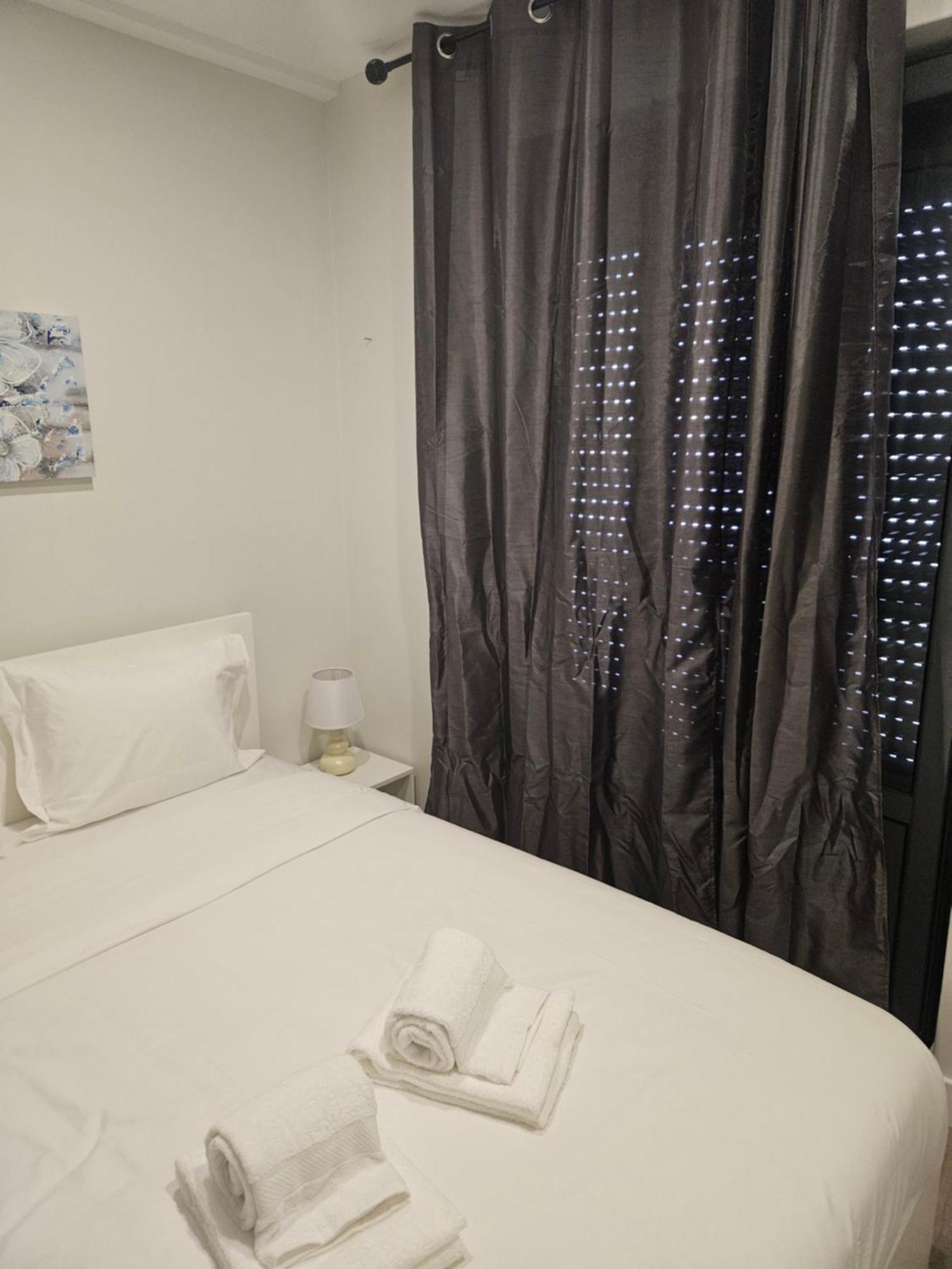 Bella Italia Coronel Miranda Guest House Понта-Делгада Экстерьер фото