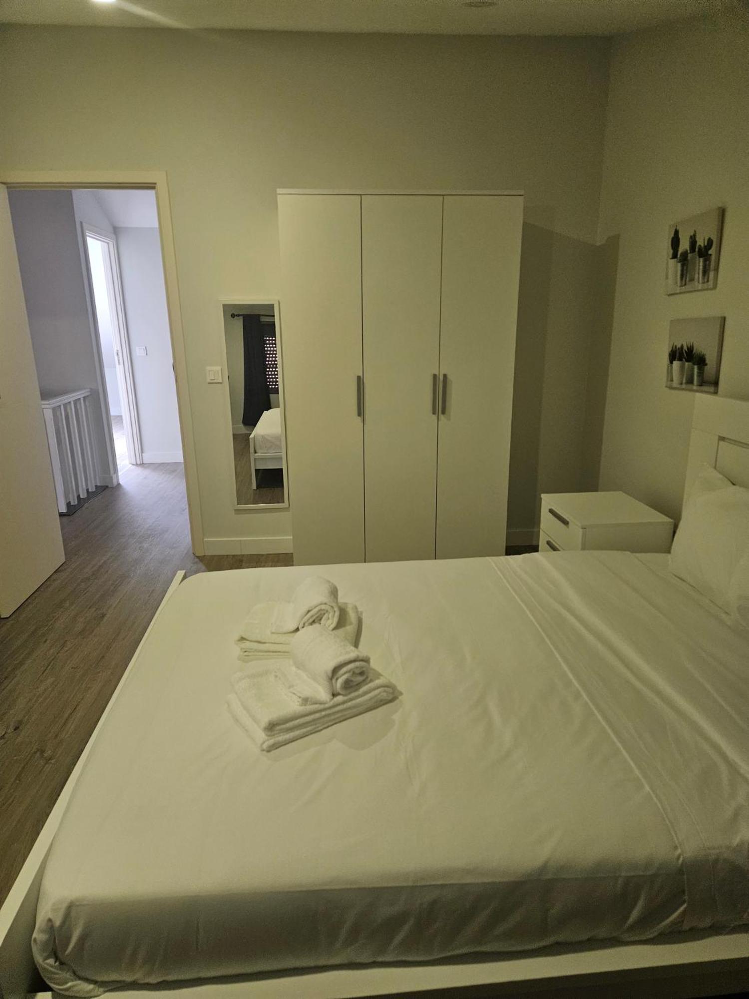 Bella Italia Coronel Miranda Guest House Понта-Делгада Экстерьер фото
