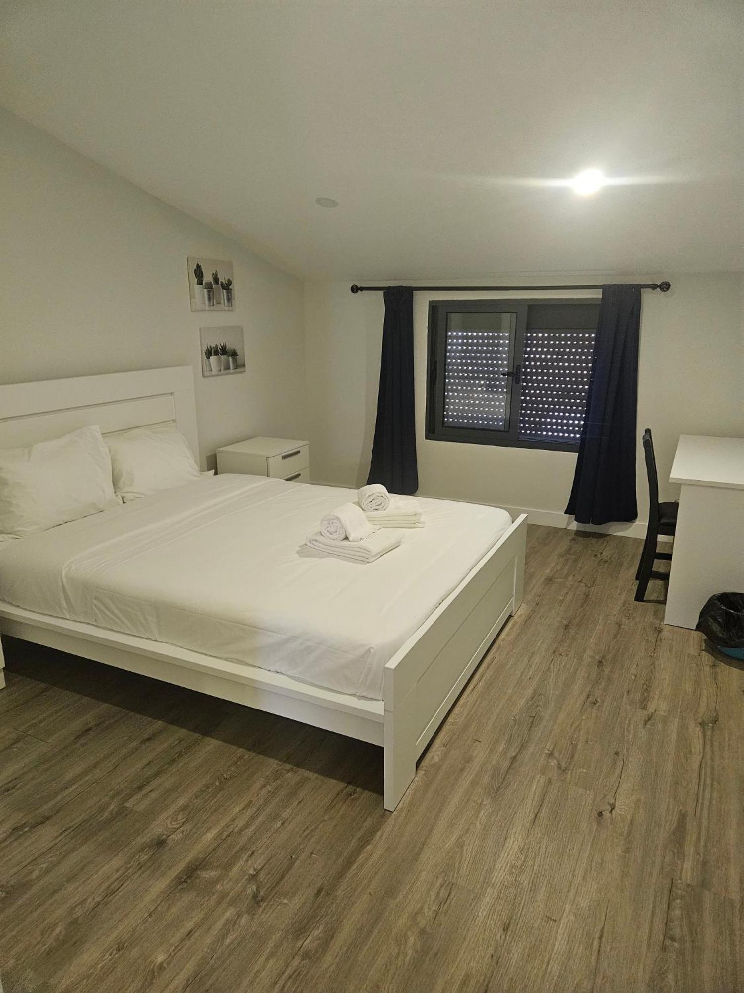 Bella Italia Coronel Miranda Guest House Понта-Делгада Экстерьер фото
